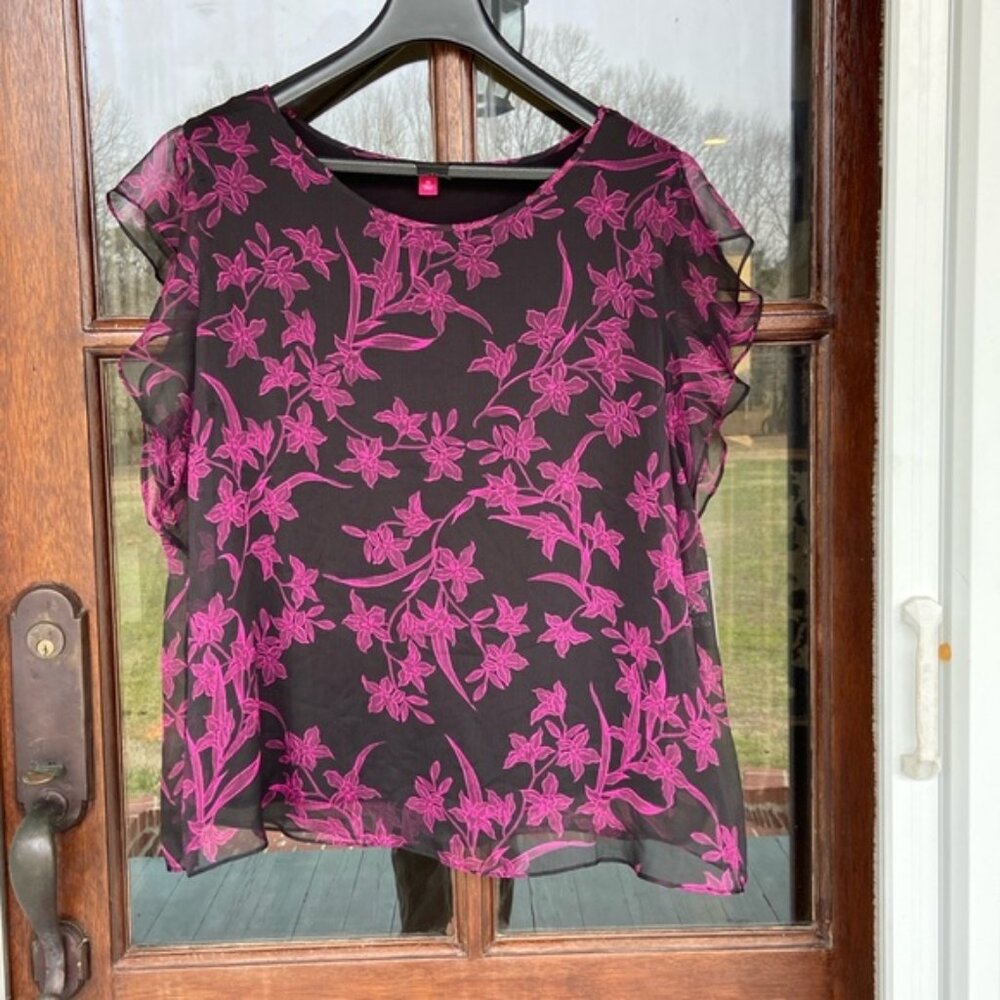 Vince‎ Camuto top. Size 2X NWT